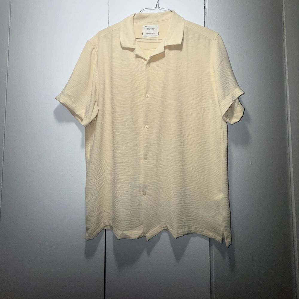 Men's Cream Short Sleeve Button Down Shirt